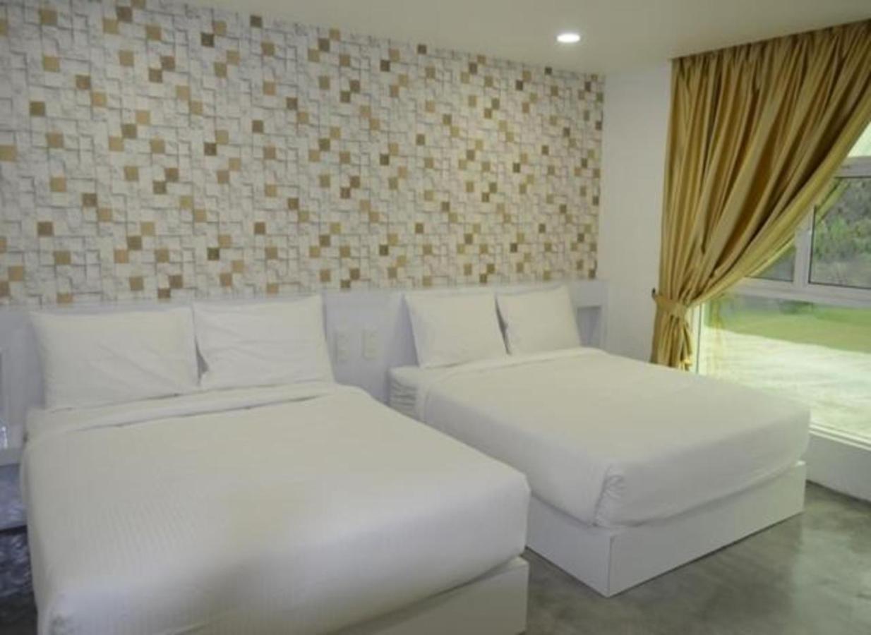 Sinar Eco Resort Kampong Bukit Panjang Esterno foto
