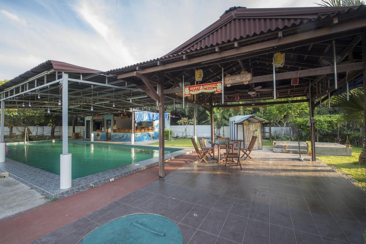 Sinar Eco Resort Kampong Bukit Panjang Esterno foto