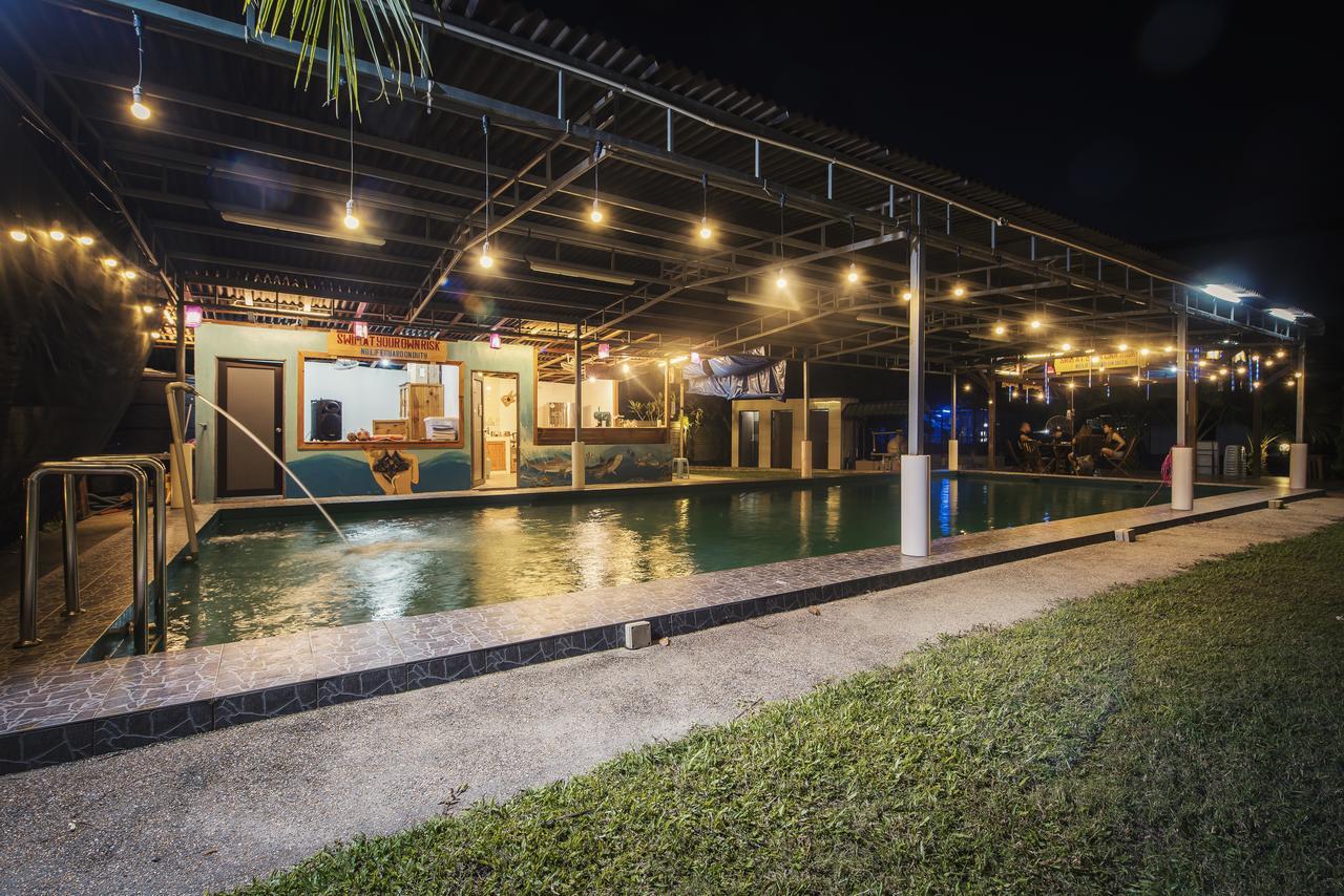 Sinar Eco Resort Kampong Bukit Panjang Esterno foto